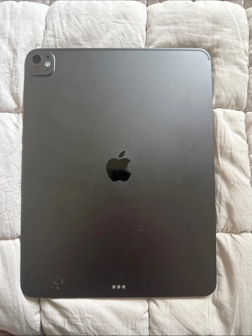 Apple iPad Pro (Space Gray) - 13 inch Screen Tablet with Dual Camera